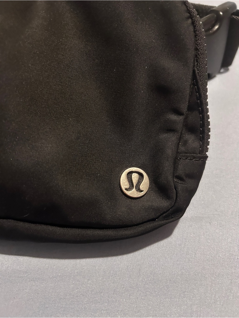 lululemon athletica Black Crossbody Sling Bag - Picture 2 of 11